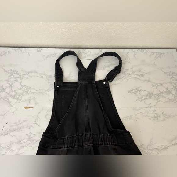 No Boundaries Denim Bib Skater Overall Shorts Junior M 7-9 Black Distressed​ - Picture 5 of 8